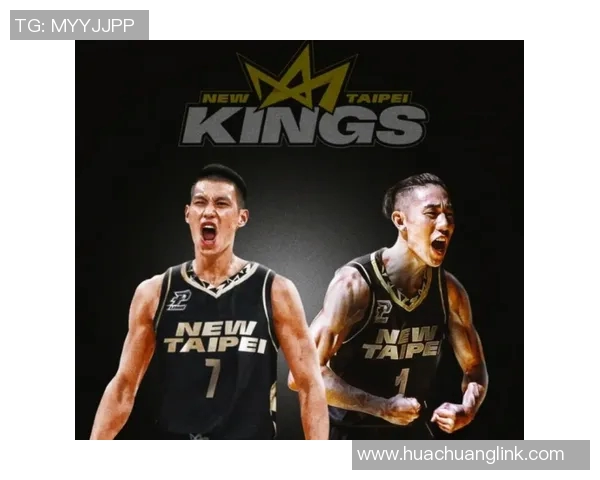 林书豪在社交媒体晒出与勇士队友们合影，开启新赛季征程